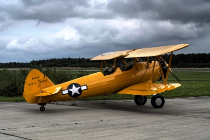 Old plane, biplane