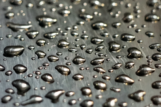 Drops on stainless steel